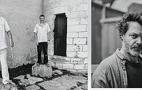 photo de personnage en noir et blanc